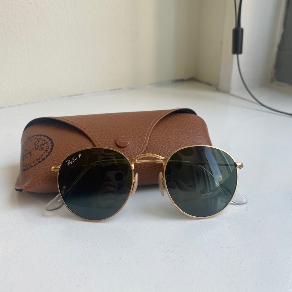Ray Ban Polarized Round metal sunglasses gold/black